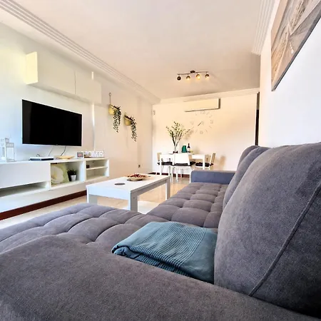 Malvasía 2 Playa Honda (Lanzarote)